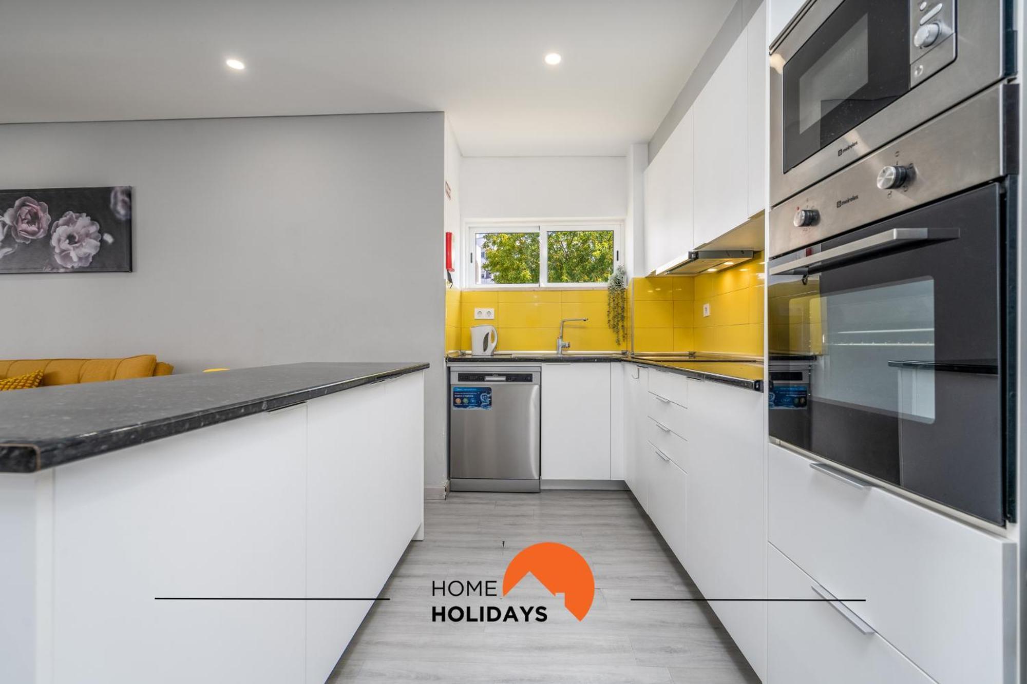 Apartment #227 Sunflower Flat By Holidays *